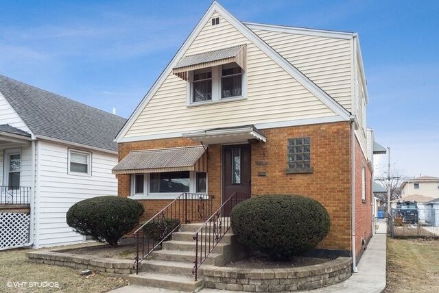 Property Photo:  4442 North Moody Avenue  IL 60630 