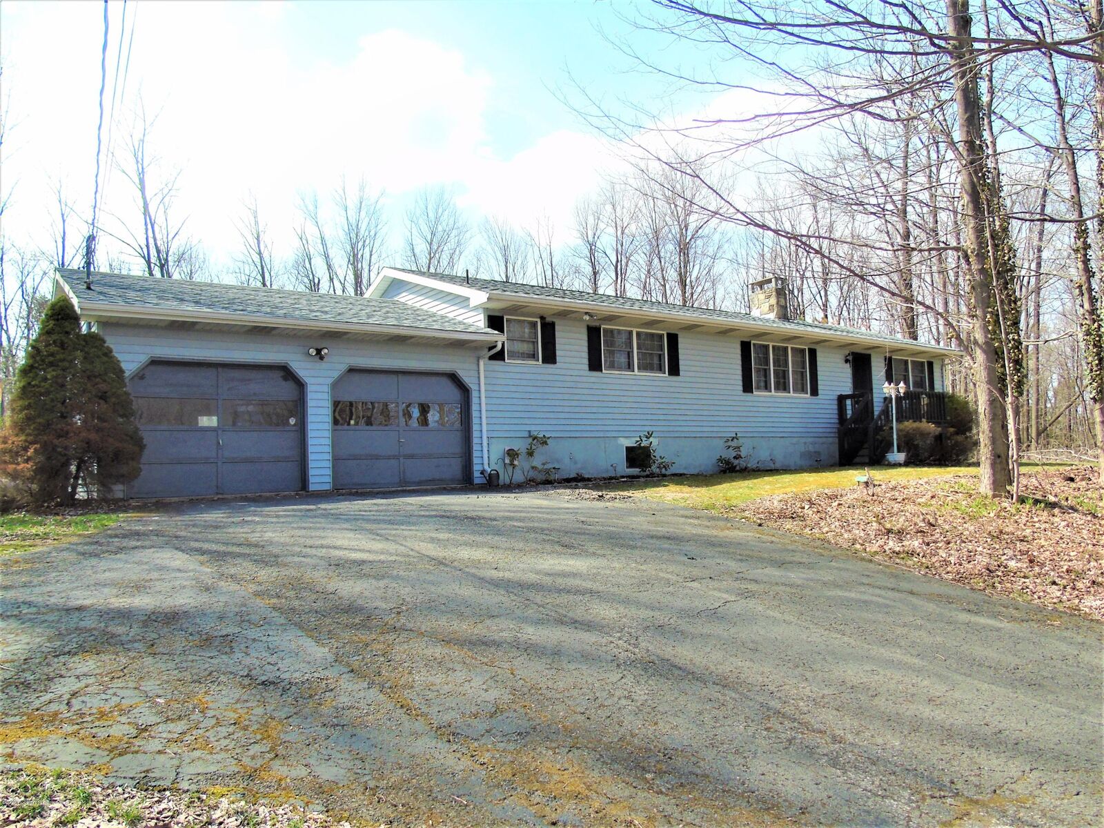Property Photo:  123 Anderson Road  PA 18436 