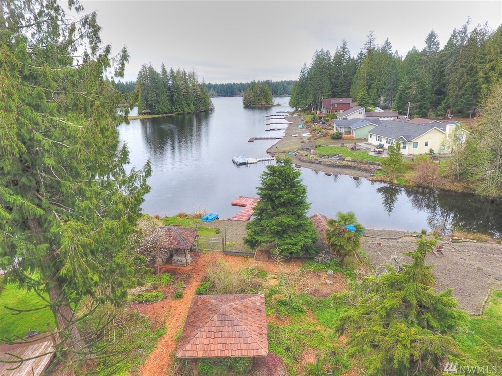 Property Photo: 1950 E Saint Andrews Dr N WA 98584