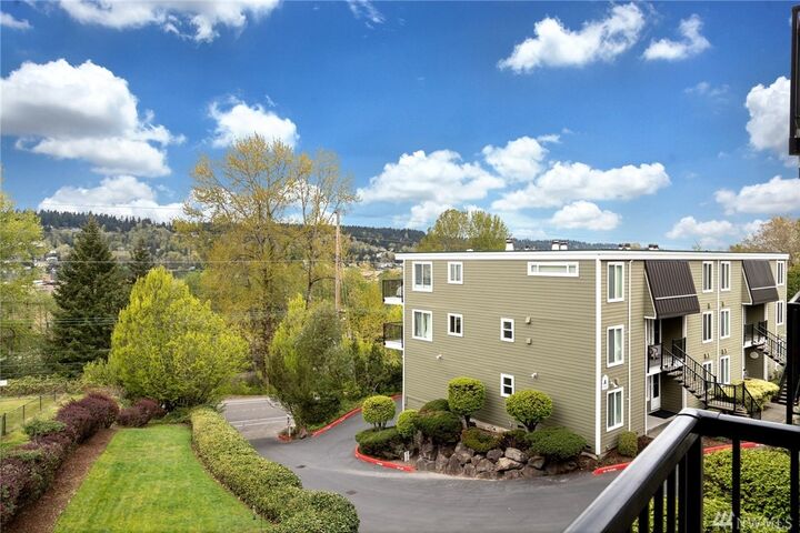 4100 Lake Washington Blvd N B101  Renton WA 98056 photo