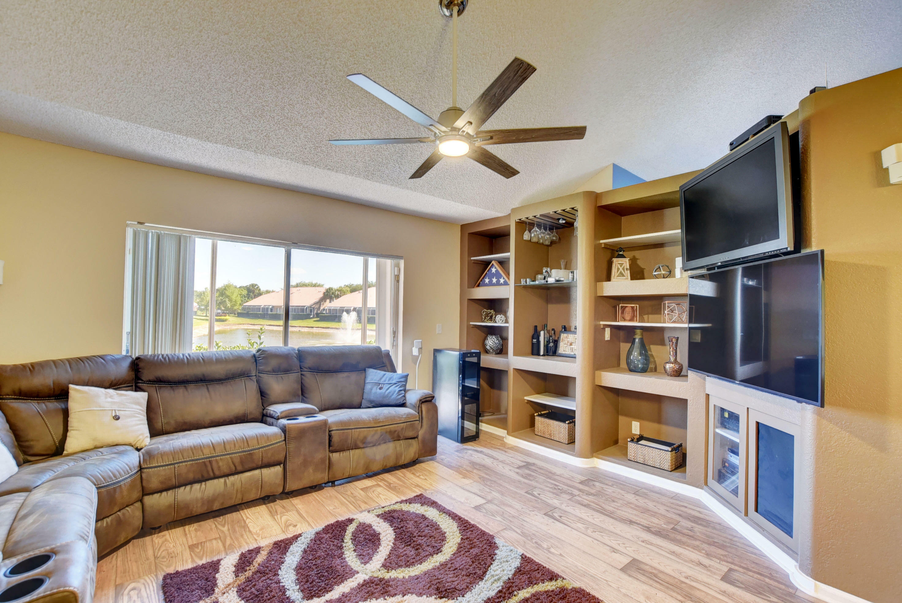 Property Photo:  6156 NW 74th Court  FL 33067 