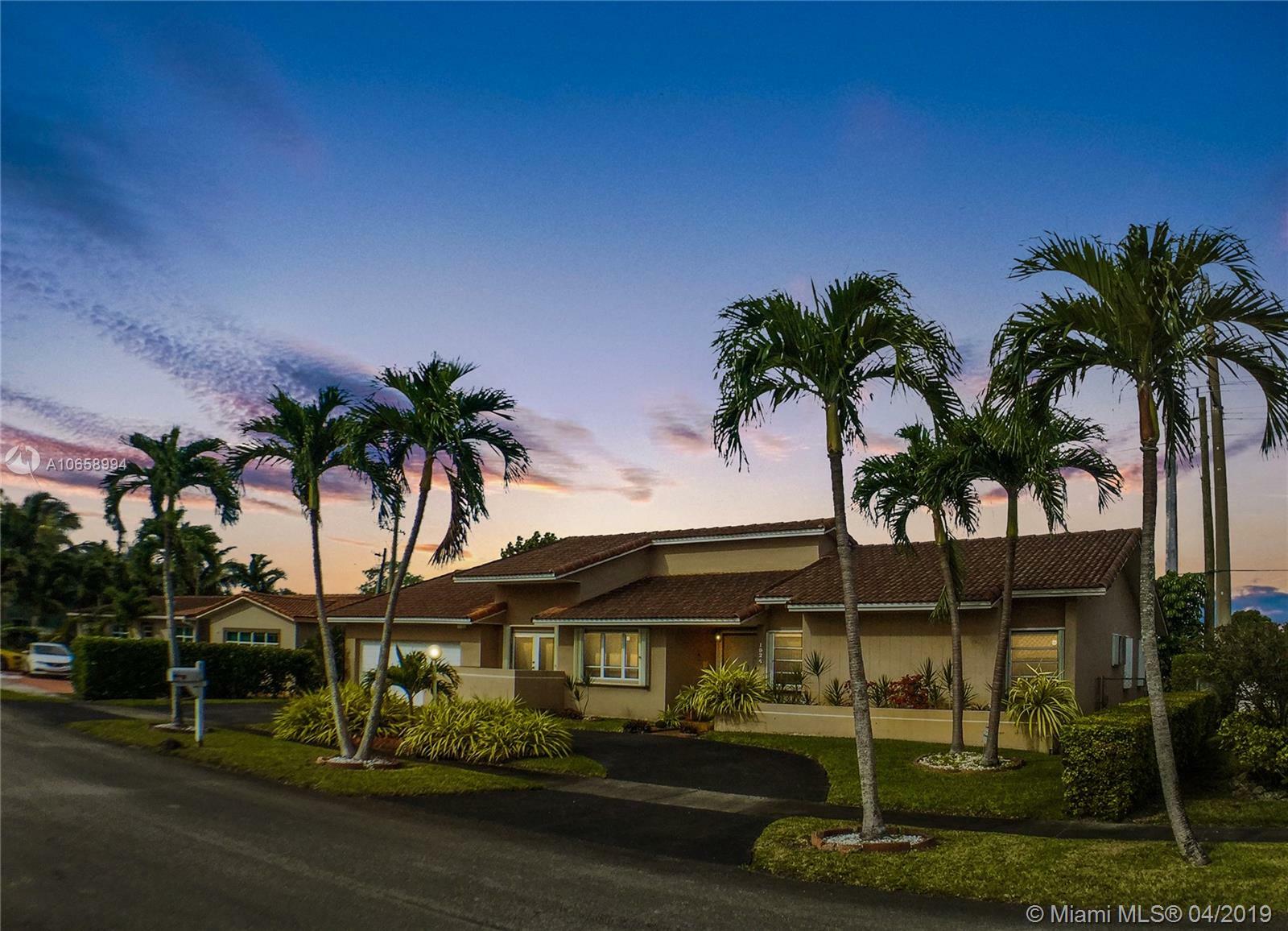 Property Photo: 1924 SW 94th Ct FL 33165