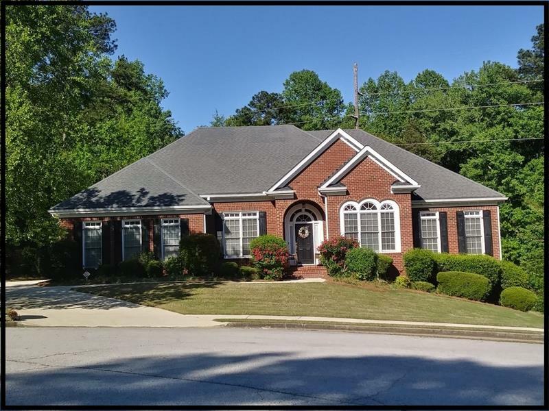 Property Photo: 1200 Twelve Oaks Drive 30134