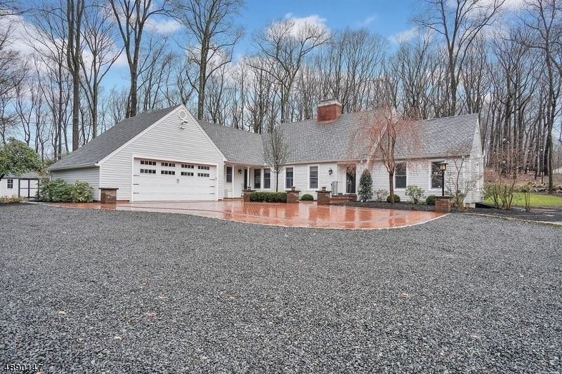 Property Photo: 2 Standish Dr NJ 07960