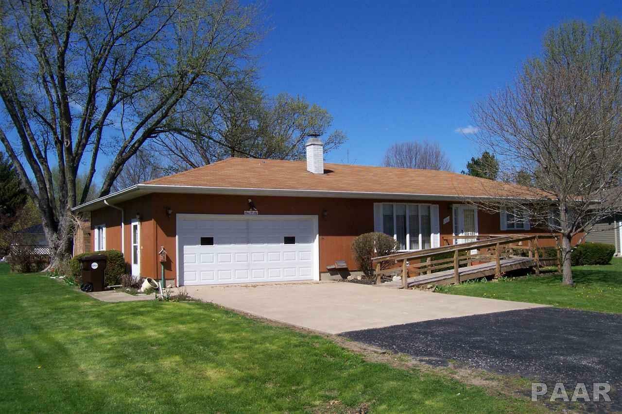 Property Photo:  106 Locust  IL 61427 