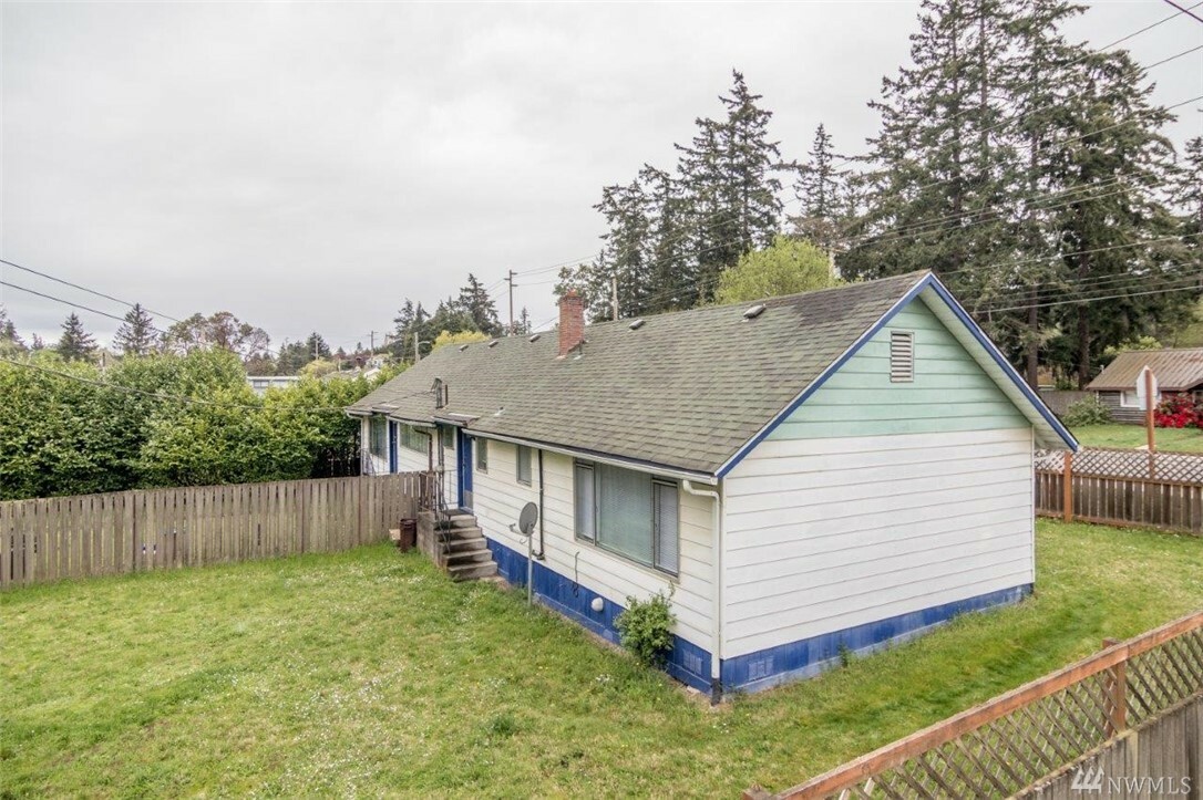 Property Photo:  1730 Sheridan St 30&Amp34  WA 98368 