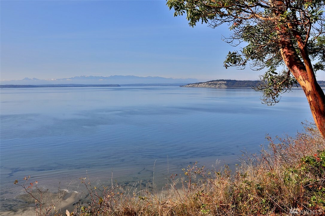 Property Photo:  6606 Sills Rd  WA 98236 