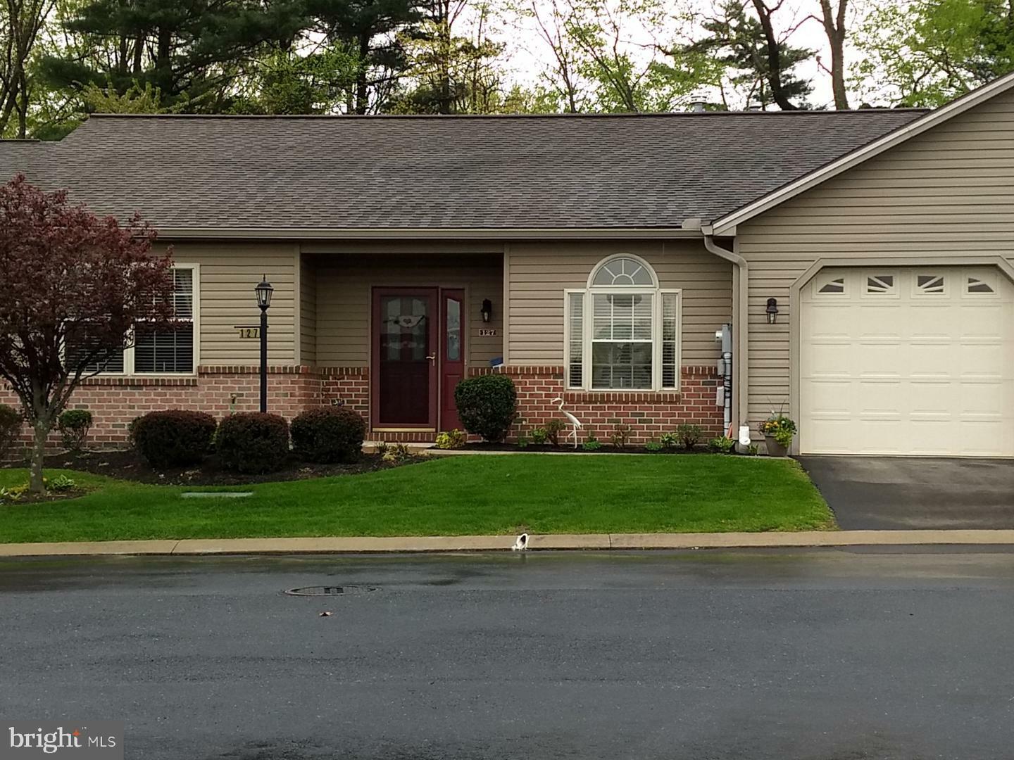 Property Photo: 127 Leonard Lane PA 17111