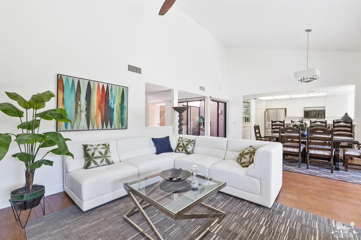 Property Photo: 48629 Sundrop Court CA 92260