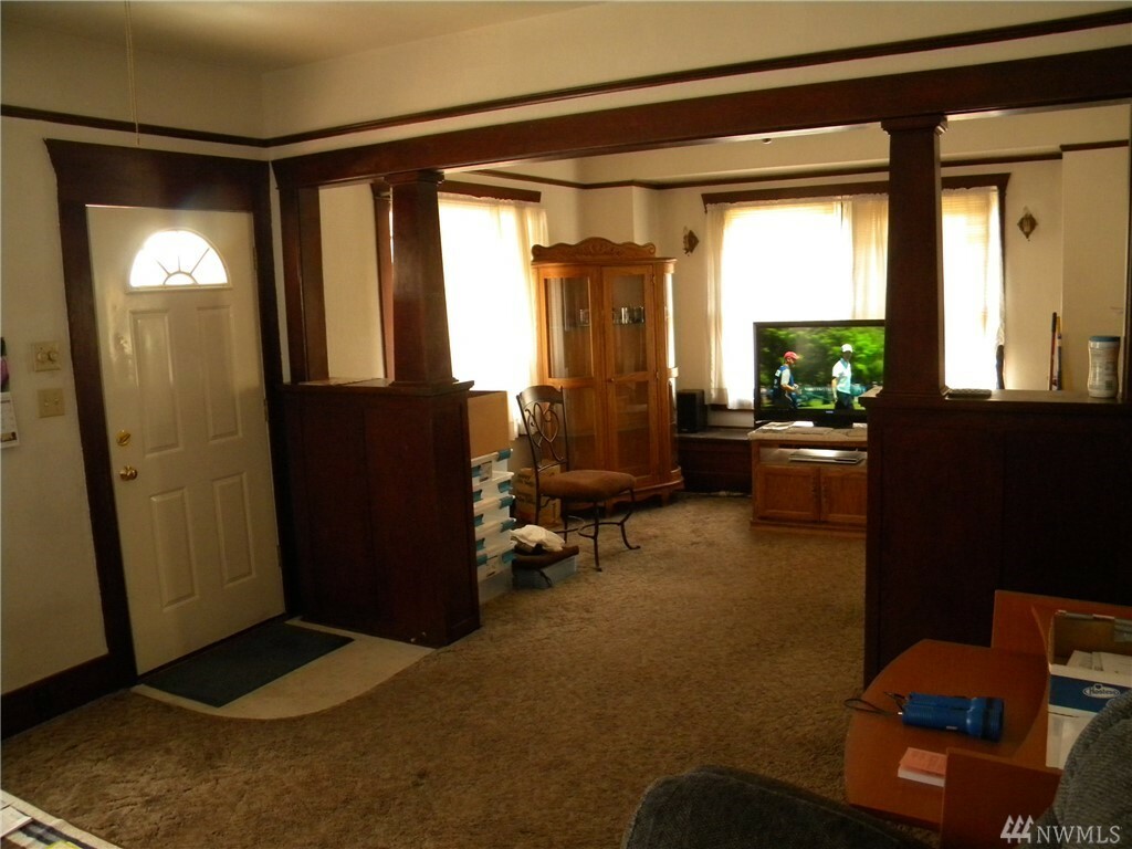 Property Photo: 506 S Malaga WA 98801