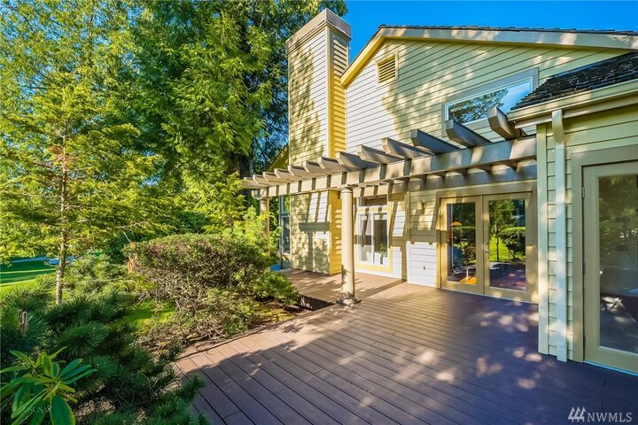 Property Photo:  5711 Sanderling Wy  WA 98230 