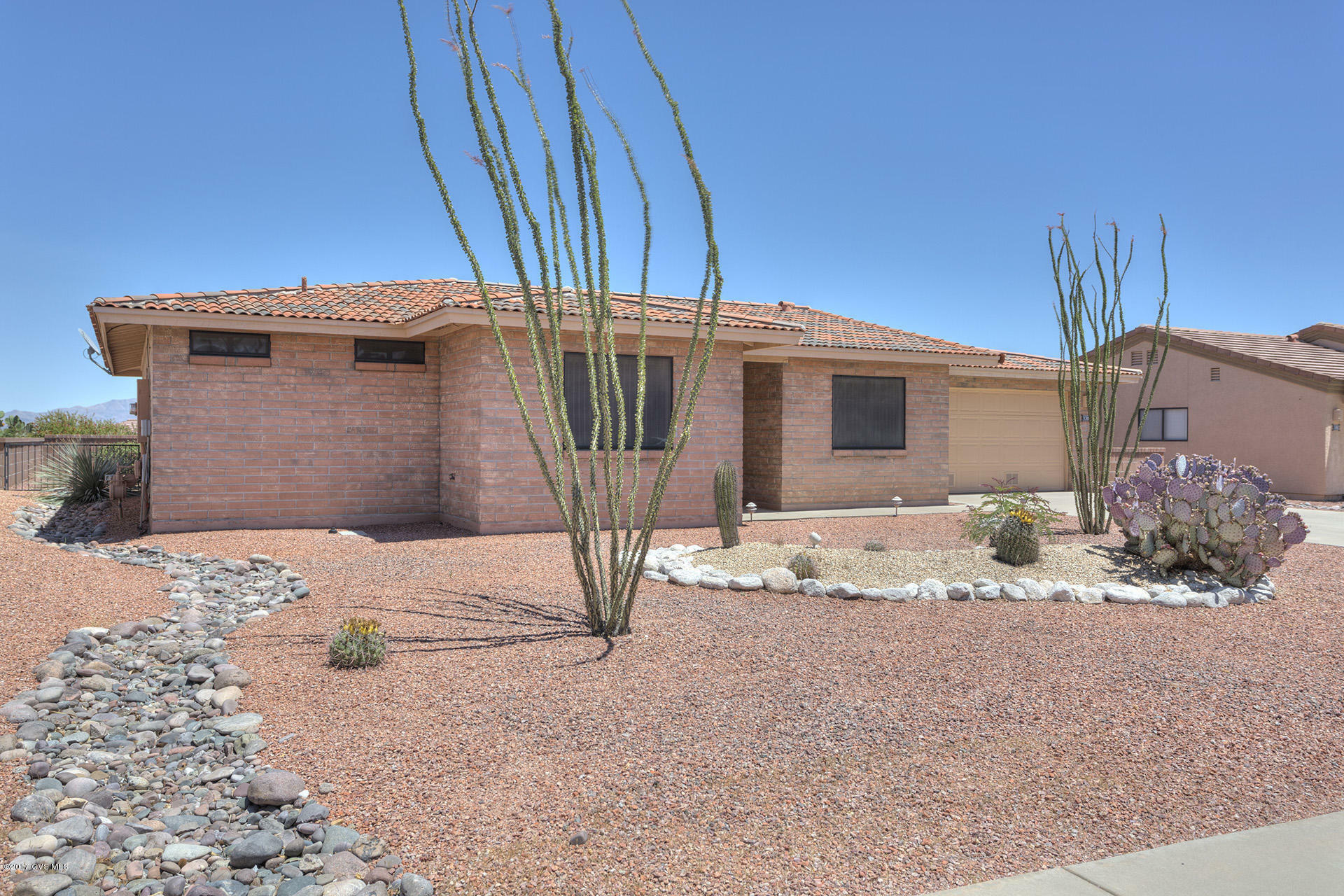 Property Photo:  130 N Bellhaven  AZ 85614 