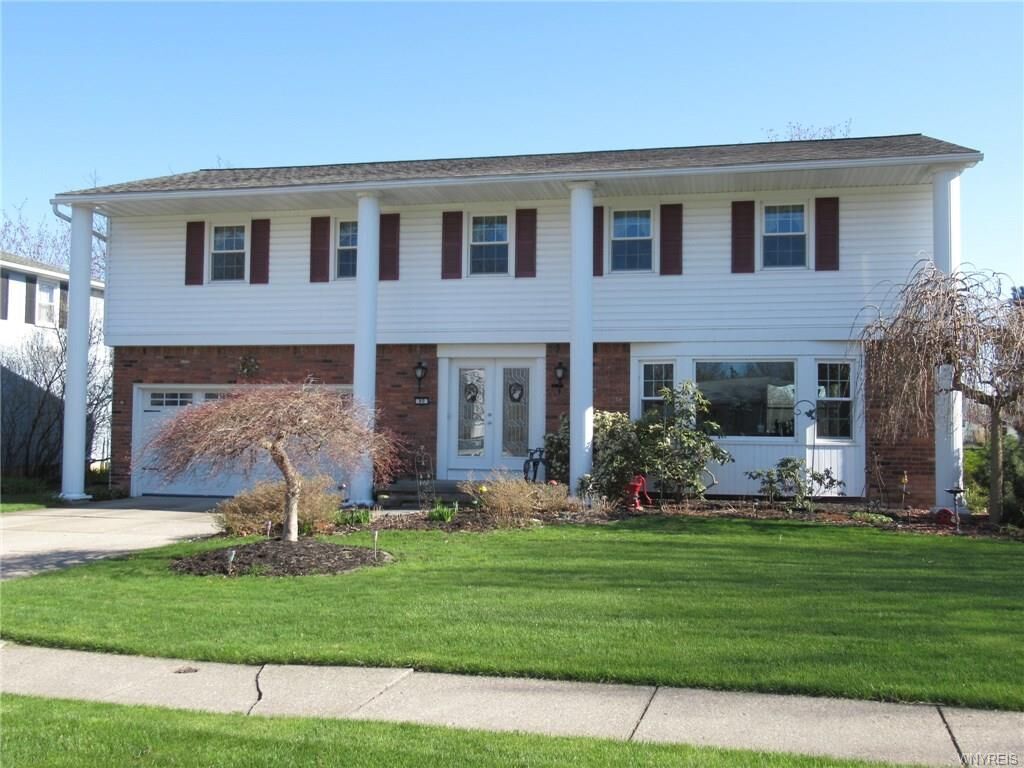Property Photo:  80 Melrose Road  NY 14072 