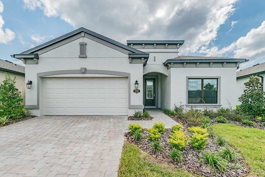 Property Photo: 19570 Leonard Road FL 33558