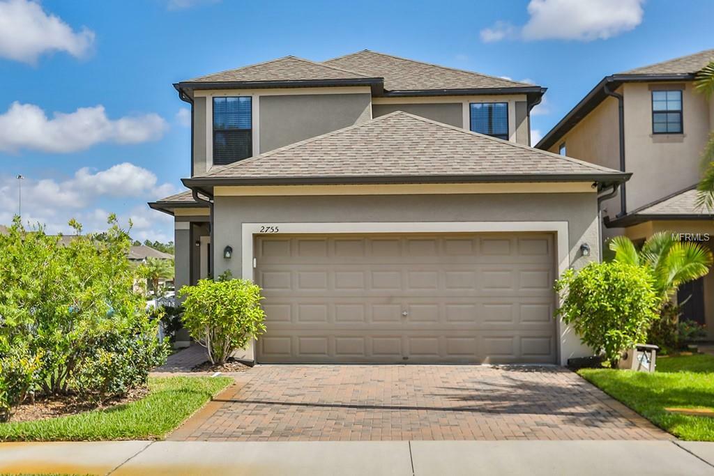 Property Photo:  2755 Hampton Green Lane  FL 33511 