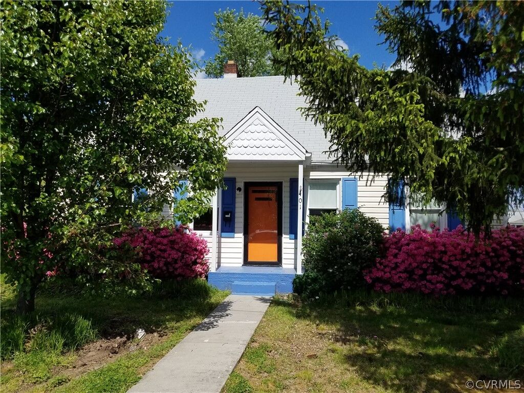 Property Photo: 401 Washington Avenue VA 23834