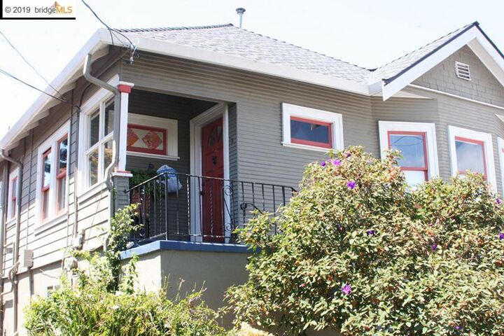 2112 Curtis St  Berkeley CA 94702 photo