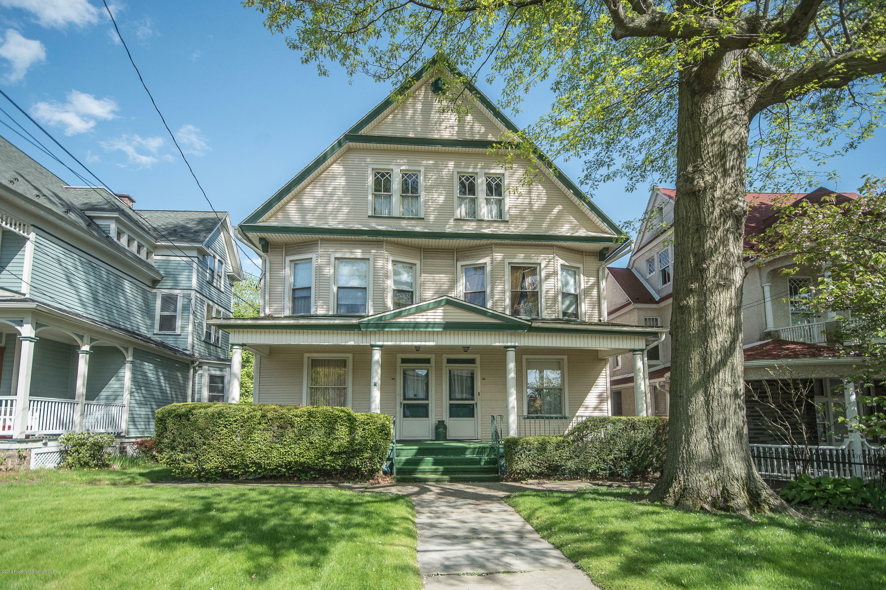 Property Photo:  610-612 N Main Avenue  PA 18504 