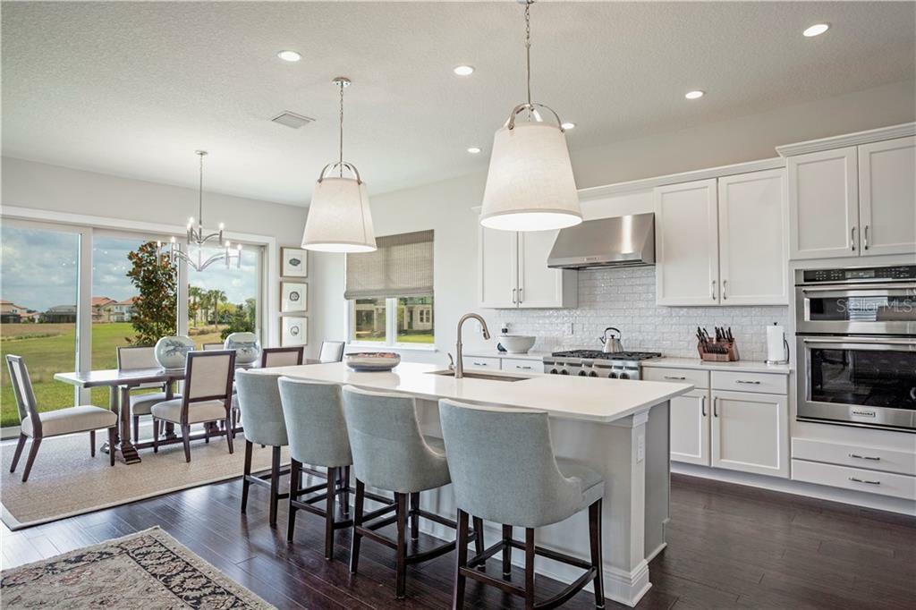 Property Photo: 8049 Topsail Place FL 34787