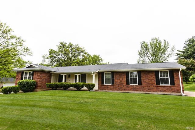 Property Photo: 7 Silverbrook Drive 63033