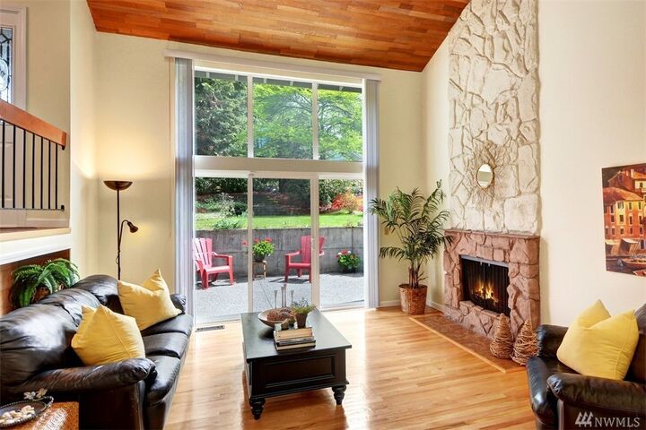 Property Photo: 9821 159th Place NE WA 98052