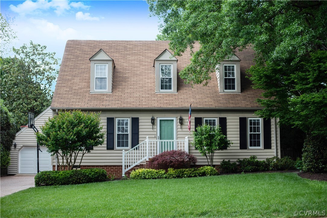 Property Photo:  2307 Mountainbrook Drive  VA 23233 