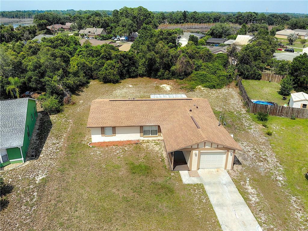 Property Photo:  2037 Little Farms Court  FL 32738 