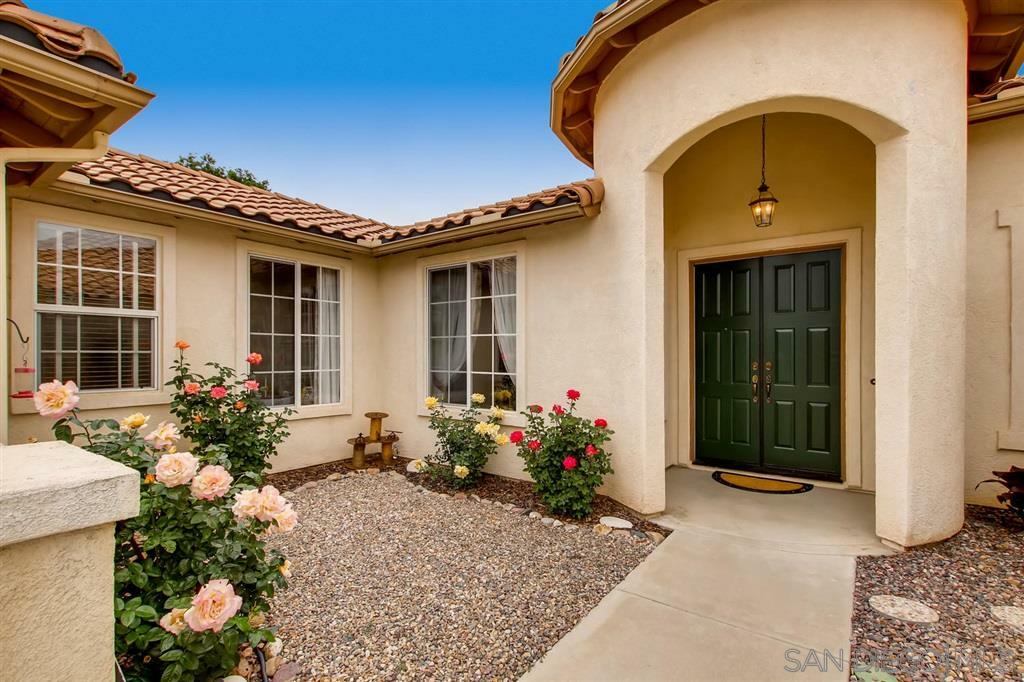 Property Photo:  23410 Juniper Field Trl  CA 92065 