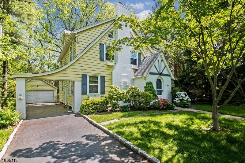 Property Photo:  863 Carleton Rd  NJ 07090 