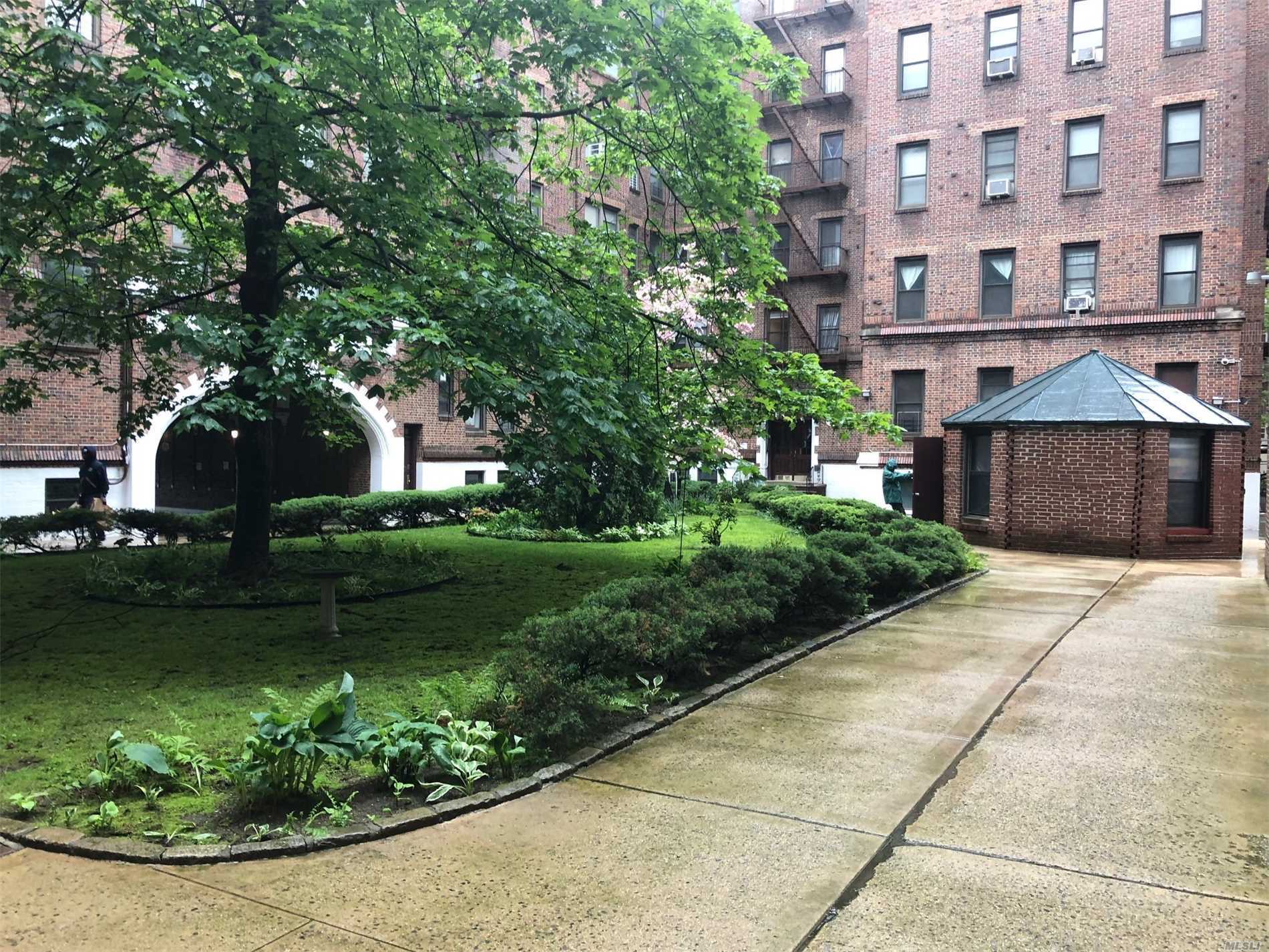 Property Photo:  117-14 Union Turnpike Fc3  NY 11415 