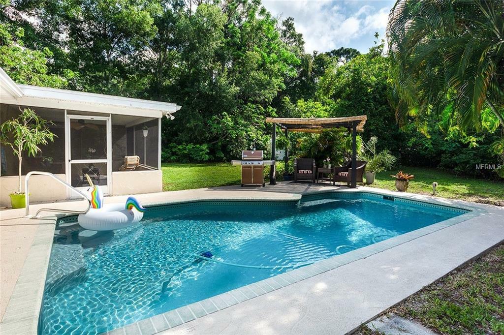 Property Photo:  4023 Bell Avenue  FL 34231 