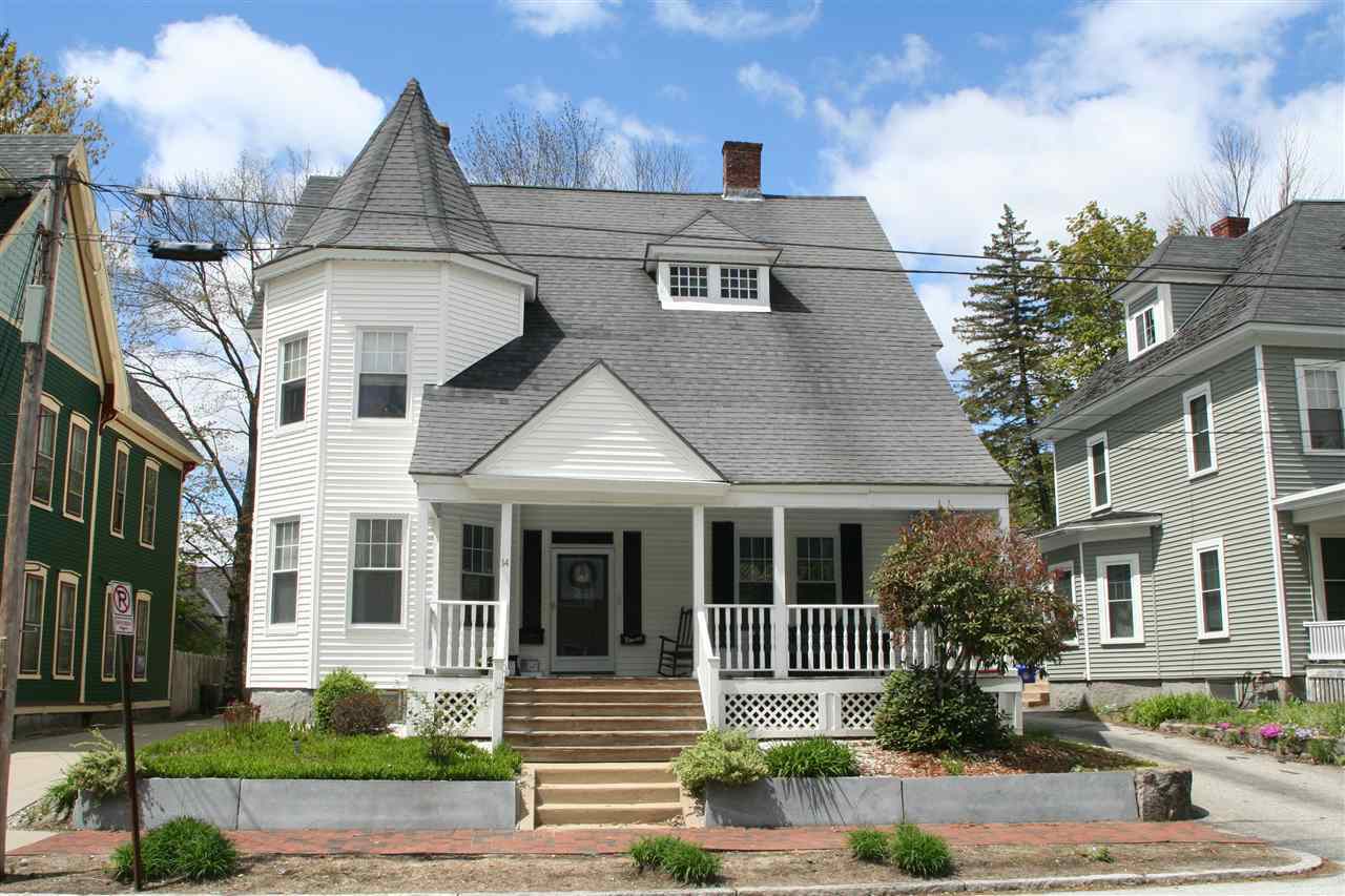 Property Photo:  14 Everett Street  NH 03104-2462 