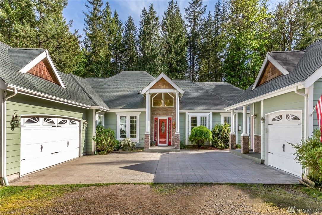 Property Photo:  17047 153rd Ave SE  WA 98597 