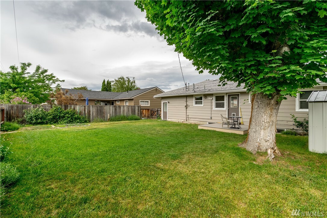 Property Photo:  32 Harrison St  WA 98801 