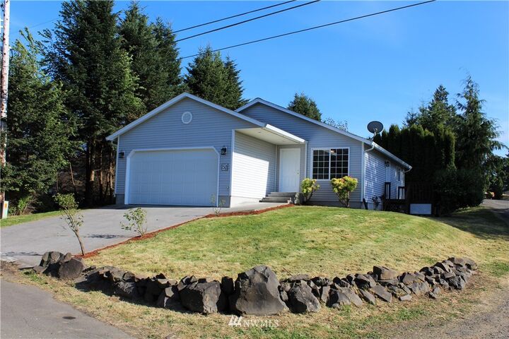 53 Michael Street  Cathlamet WA 98612 photo