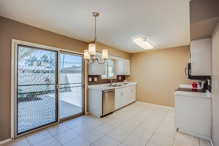 Property Photo: 10551 W Coggins Drive AZ 85351