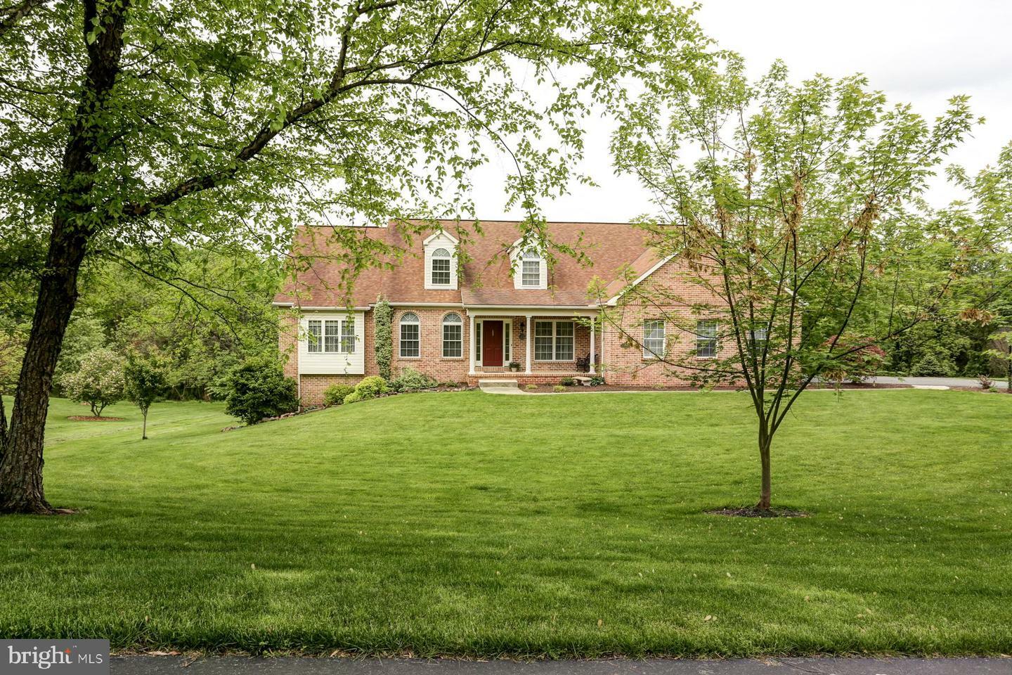 Property Photo:  2115 Valley Green Road  PA 17319 