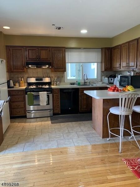 Property Photo: 142 Main Ave 2B NJ 07055