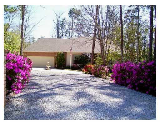 Property Photo:  7615 Fairway Dr Drive  MS 39525 