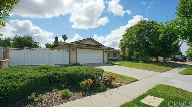 Property Photo:  659 N Teakwood Avenue  CA 92376 