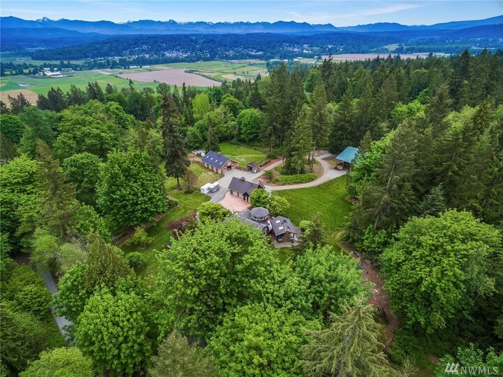 17702 244th Avenue NE  Woodinville WA 98077 photo