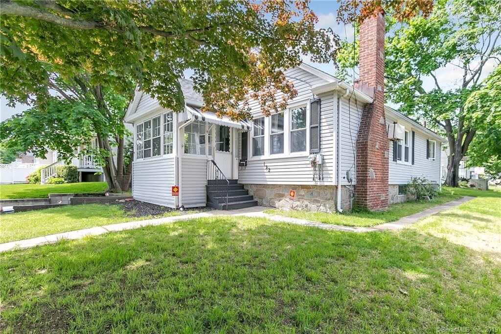 Property Photo: 132 Meritine Avenue CT 06614