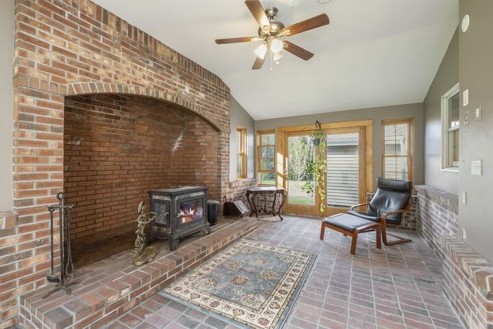 Property Photo:  964 County Road  NH 03257 