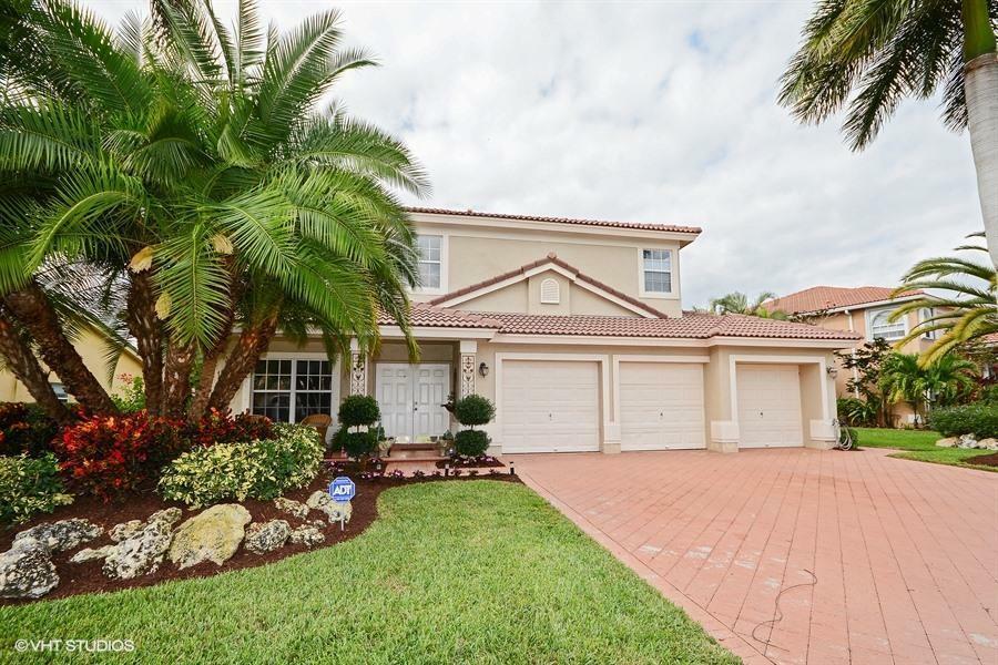 Property Photo:  3639 Moon Bay Circle  FL 33414 