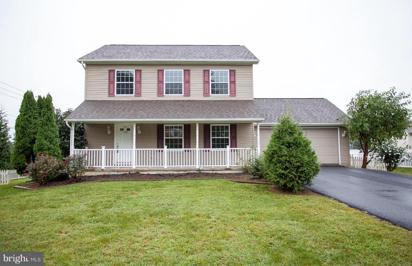 Property Photo: 1400 Rosedale Avenue PA 17057