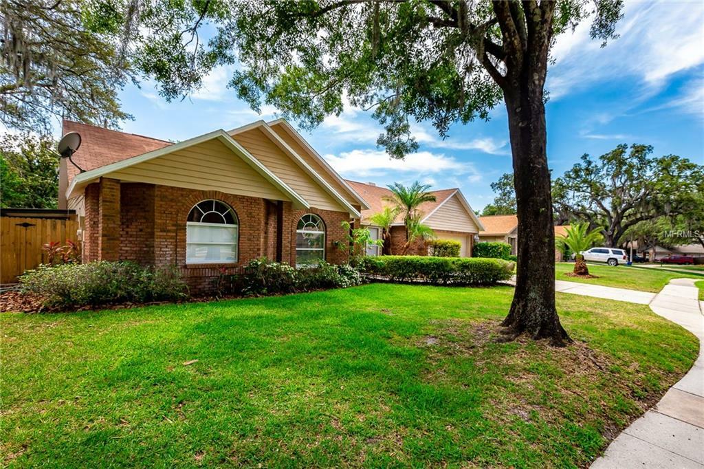 Property Photo:  1433 Clarion Drive  FL 33596 