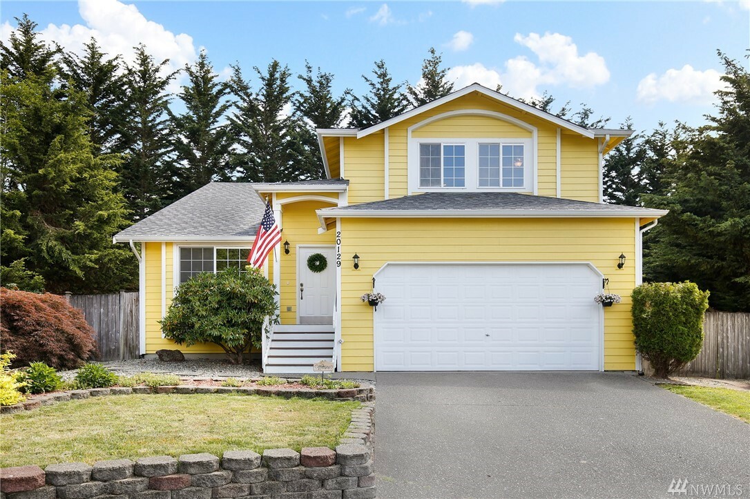 Property Photo:  20129 SE 258th Place  WA 98042 