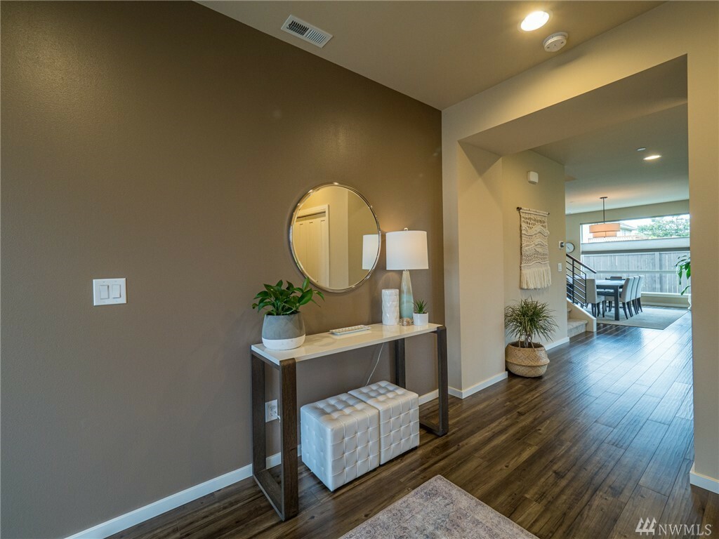 Property Photo: 8025 11th Place SE WA 98258