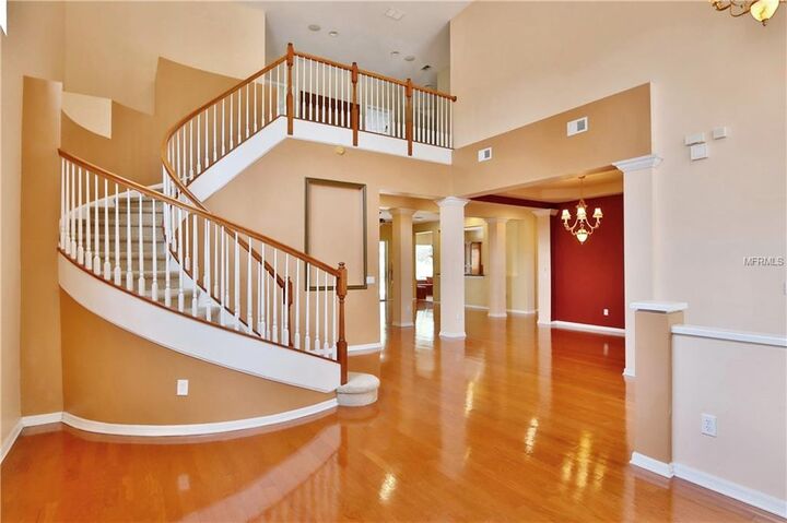 Property Photo:  3606 Valencia Cove Court  FL 34639 