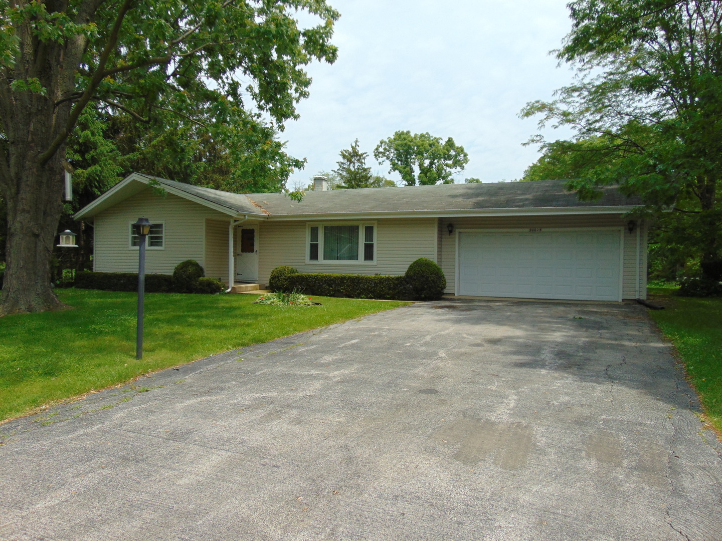 Property Photo:  20025 East Brightway Drive  IL 60448 